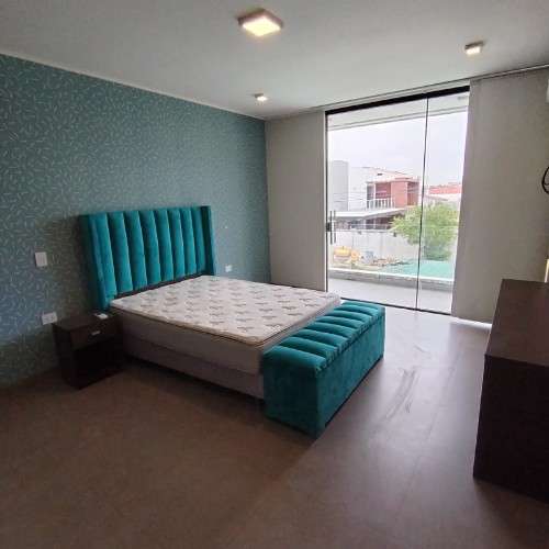 Amplia casa en alquiler amoblada en condominio zona norte433979614