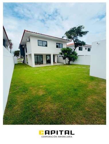 Amplia casa en alquiler o venta en condominio bosque de la colina350106230