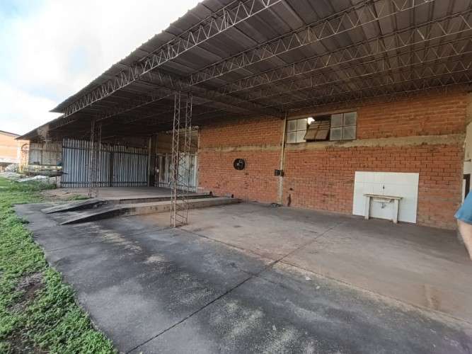 Galpon con oficinas en alquiler en parque industrial265777250