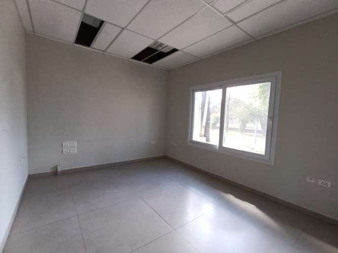 Galpon con oficinas en alquiler en parque industrial265777250