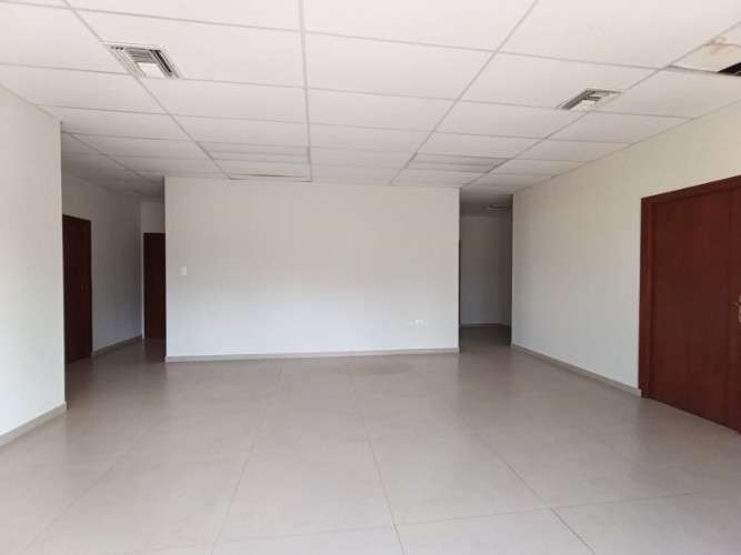 Galpon con oficinas en alquiler en parque industrial265777250