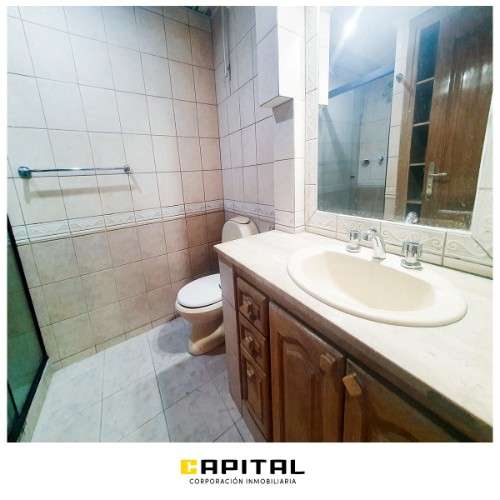 Alquilo inmueble para vivienda u oficinas1098699034