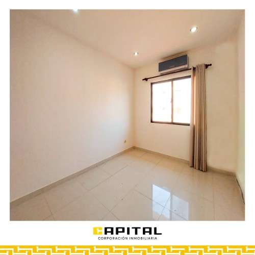 Amplia casa en alquiler en condominio zona el remanso365185215