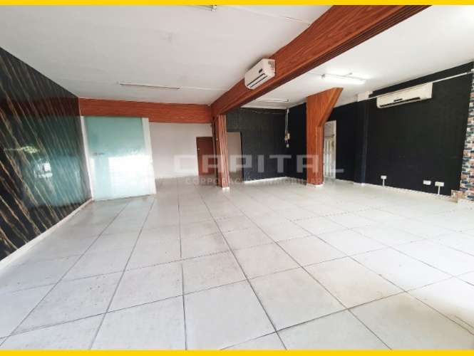 Local comercial en alquiler sobre tercer anillo interno1783414556
