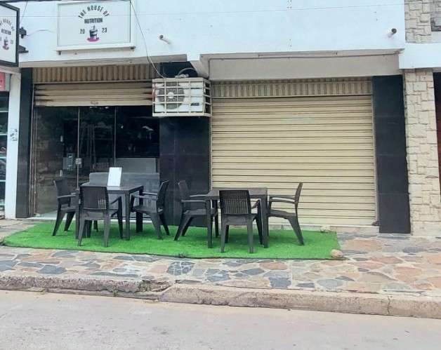 Local en alquiler a pasos de avenida banzer1665640438