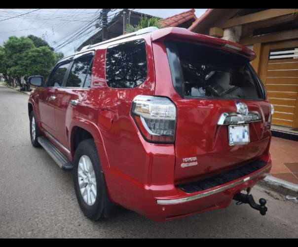 Vendo o permuto toyota runner limited 2014 4x4 de toyosa 1588947319