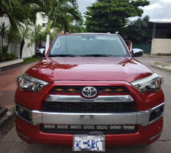 Vendo o permuto toyota runner limited 2014 4x4 de toyosa 1588947319