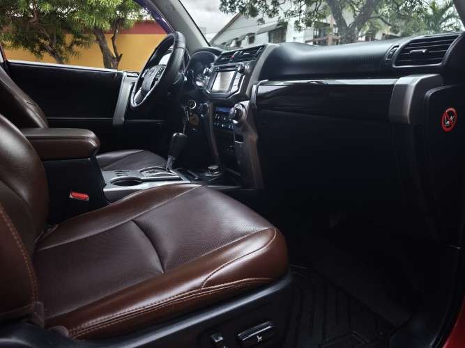 Vendo o permuto toyota runner limited 2014 4x4 de toyosa 1588947319