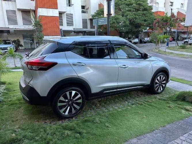 Nissan kicks exclusive 2019 con cambio de nombre 833884103