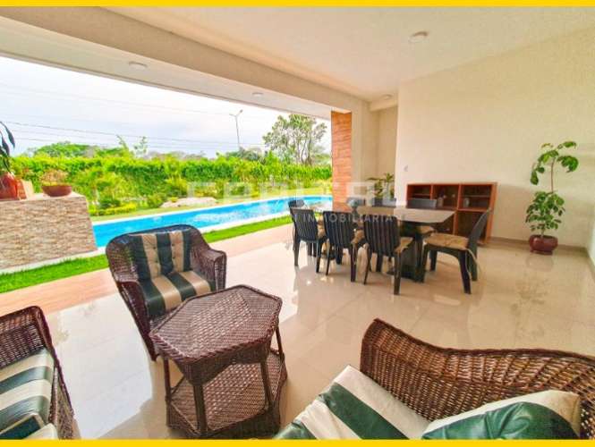 En venta exclusiva casa en venta cond. urubo village1865777260
