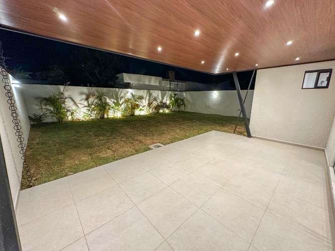 Casa en venta – cond. fontana family club, km 9 norte1139547515
