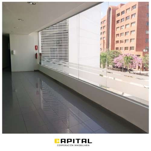 Oficina de 70 m2 en edificio tacuaral equipetrol norte1626764768