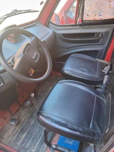 Automovil qute-r60795603984