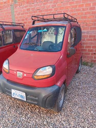 Automovil qute-r602072445339