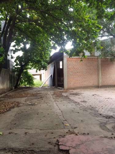 Terreno en venta sobre la avenida banzer1904090065