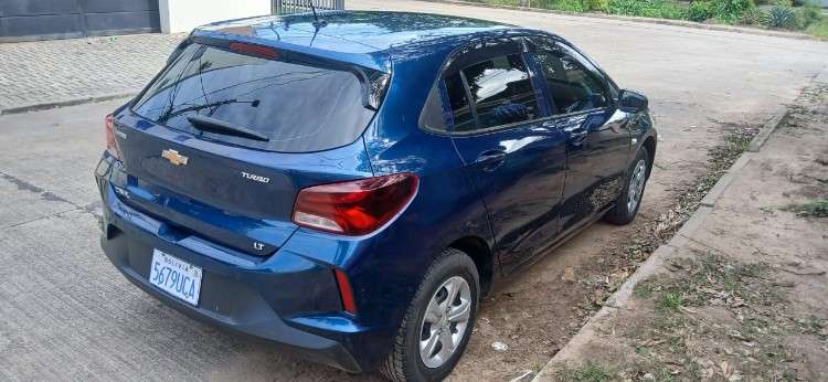 Chevrolet onix 2022 a gasolina, eficiente y confiable, 80,000 km1093106115