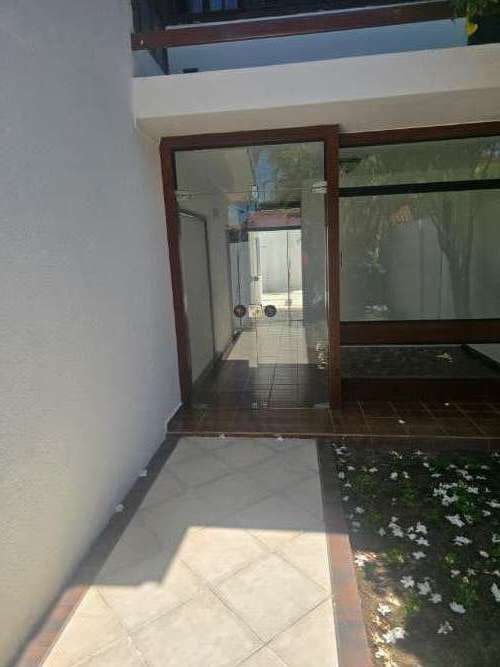 Casa en alquiler para negocio, empresa.445987912