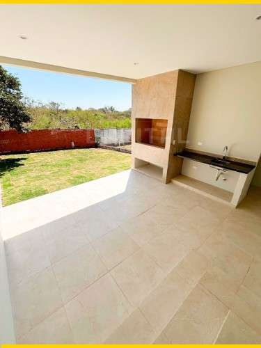 Casa a estrenar en venta en el urubo – condominio florida 2 1693139916