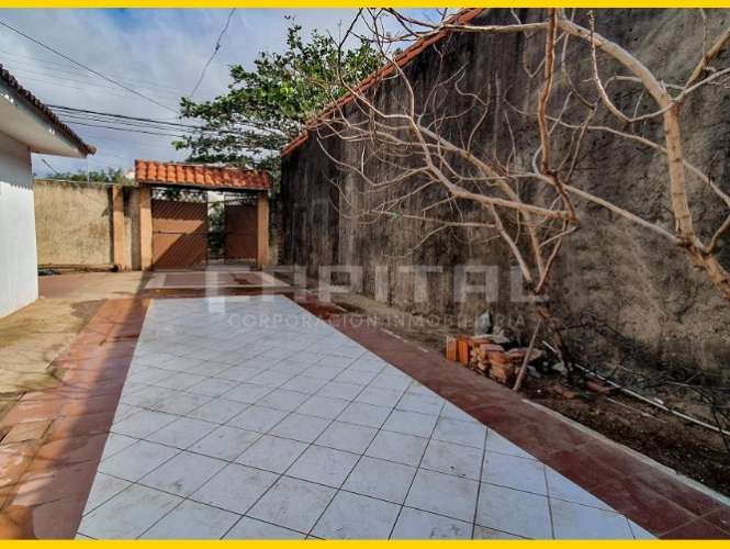 Zona de transito – casa en venta en esquina de una planta1522613181