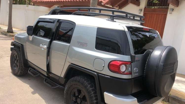 Tumomo Com Vendo Jeep Toyota Fj Cruiser 2012