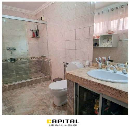 Hermoso y amplio departamento en alquiler2068008551