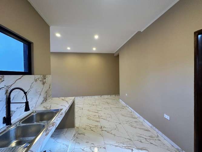 Hermosa casa en venta | av. tres pasos al frente756422658