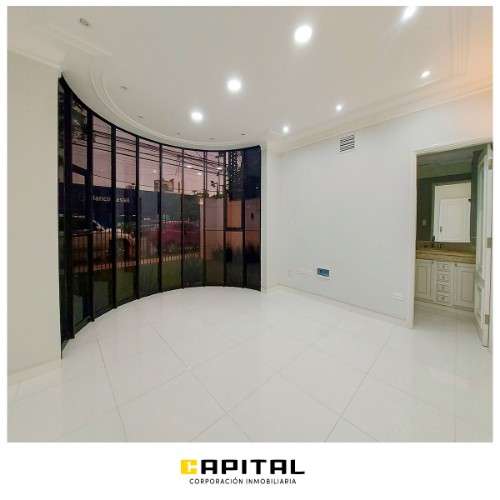 Edificio para oficinas en alquiler zona equipetrol sobre av san martin1821300470
