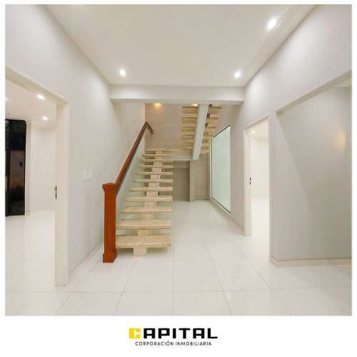 Edificio para oficinas en alquiler zona equipetrol sobre av san martin1821300470