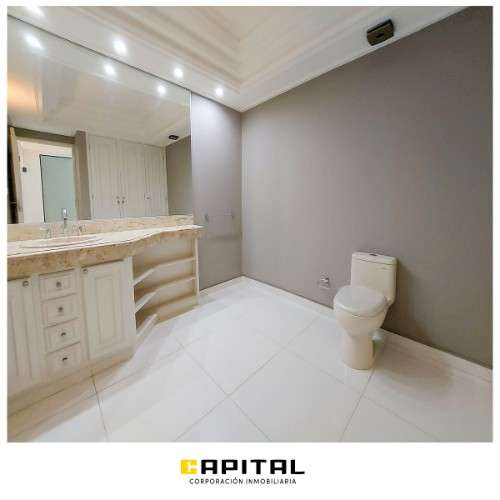 Edificio para oficinas en alquiler zona equipetrol sobre av san martin1821300470