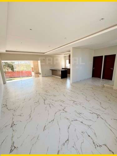 Amplia casa a estrenar en venta en condominio florida 2 urubo925725417