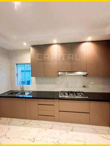 Amplia casa a estrenar en venta en condominio florida 2 urubo925725417