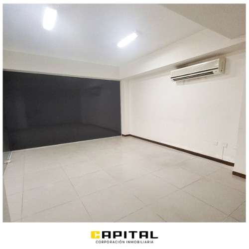 Oficina en alquiler – zona centro – edificio alegranza1839966050