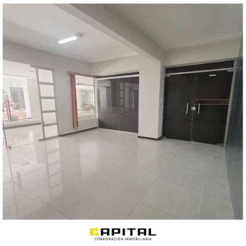 Oficina en alquiler – zona centro – edificio alegranza1839966050