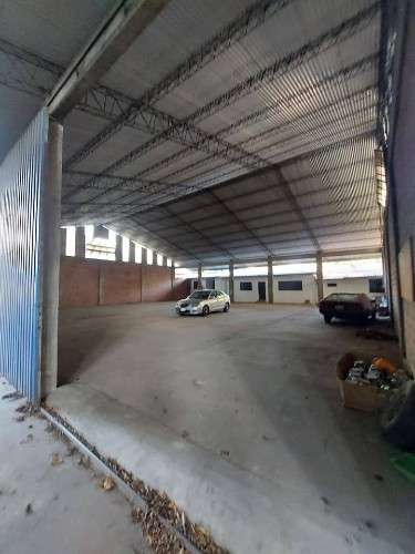 Galpón en alquiler! para depósito o almacén  avenida banzer760736122