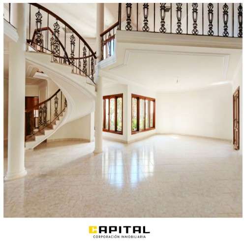 Amplia casa en alquiler en la zona de equipetrol1434177121