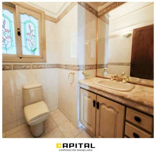 Amplia casa en alquiler en la zona de equipetrol1434177121