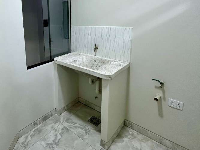 Dpto 1 dorm en alquiler o anticretico:866519644
