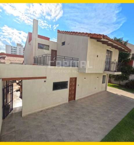 Hermosa casa en venta en barrio urbarí977157977