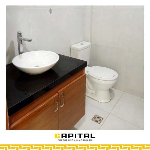 Hermosa casa en alquiler– av. los chacos (8vo anillo1026045131