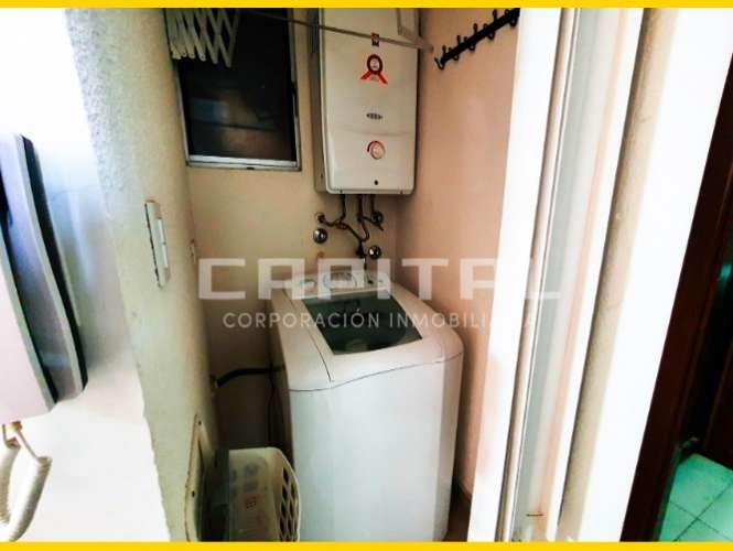 Alquilo departamento amoblado con parqueo875826183