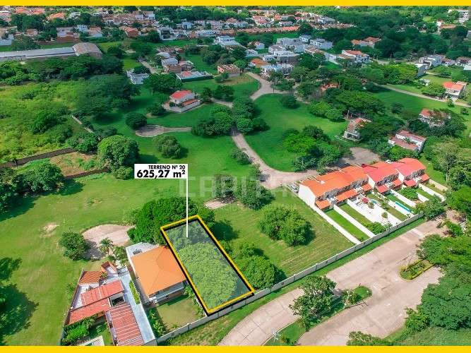 En condominio casa de campo vendo terrenos de 625 m2626846665