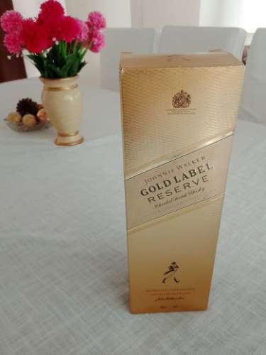 Whisky  - johnny walker gold label reserve346668814
