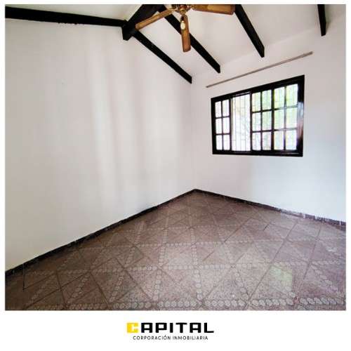 Casa en venta de 4 dormitorios con amplio terreno1630733310