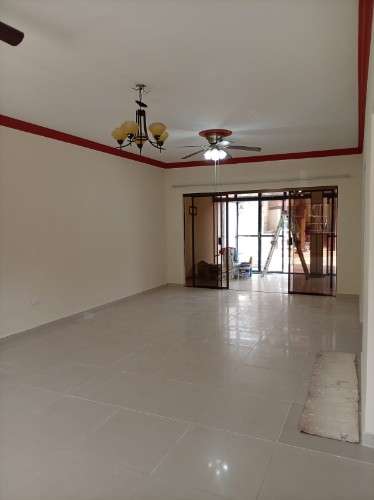 Casa en alquiler en inmediaciones de avenida santos dumont314604742