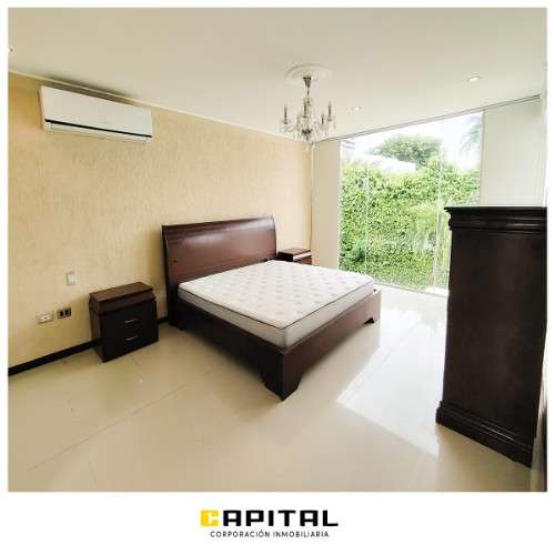 Amplia casa amoblada en alquiler – colinas del urubo i29230103