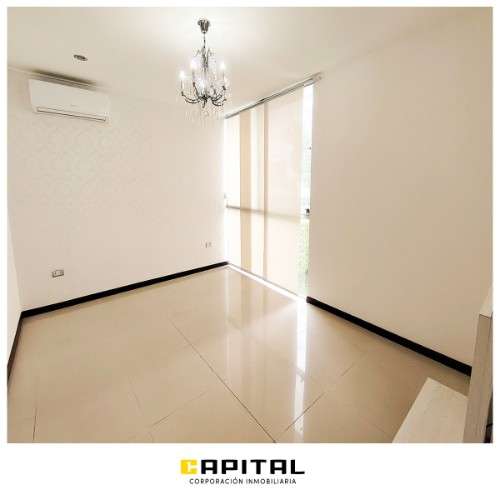 Amplia casa amoblada en alquiler – colinas del urubo i29230103